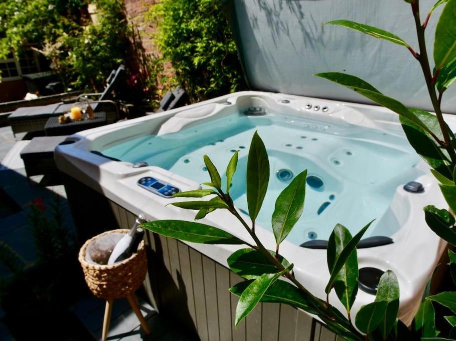 Huge Luxury 8 Bed Manor House Hot Tub Pool Table Villa Saffron Walden Eksteriør bilde